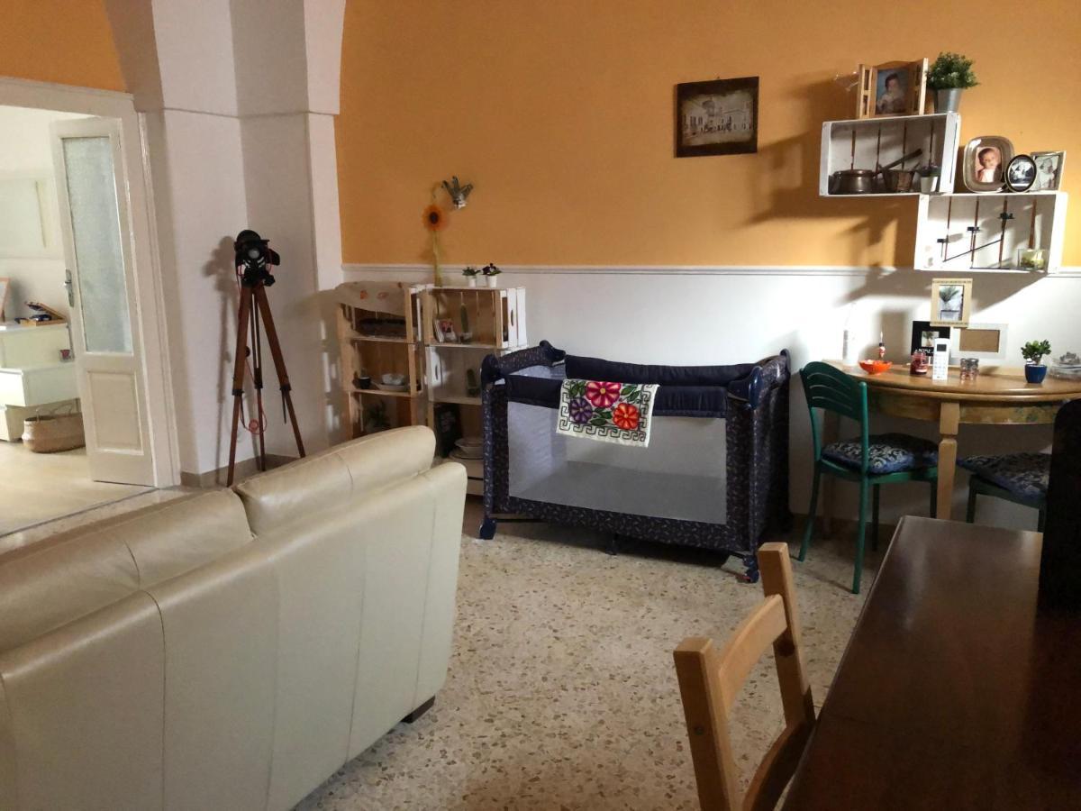 La Casetta Di Angela Manduria Buitenkant foto